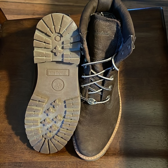 Womens 8.5 timberland - Picture 2 of 5
